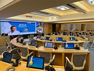 广东外语外贸大学